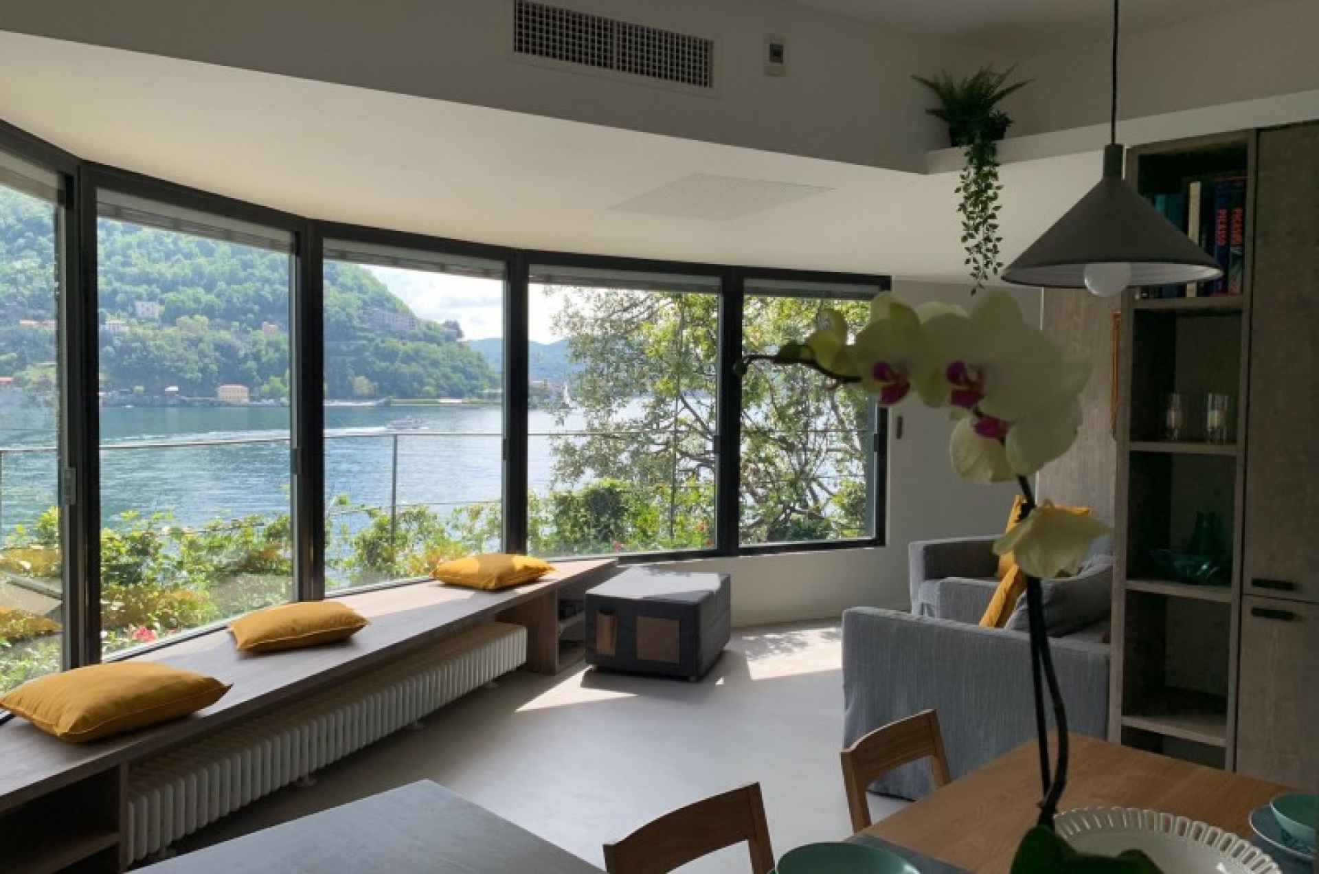 Studio with lake view